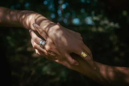 Les tendances bijoux de l'année 2025 : ce qui marque la saison